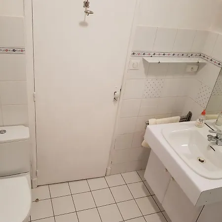 La Tour Du Griffoul Hébergement de vacances *