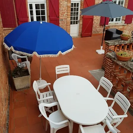 La Tour Du Griffoul Ferienhaus *